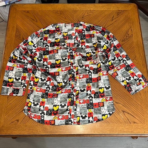 Tops - ❤️❤️❤️ Disney Mickey Mouse blouse shirt ❤️❤️❤️